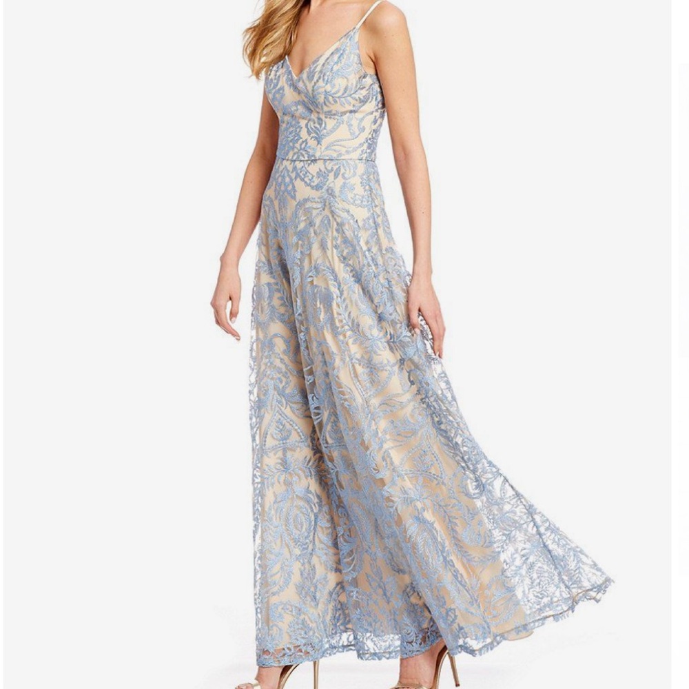 NWOT Speechless Maxi Dress